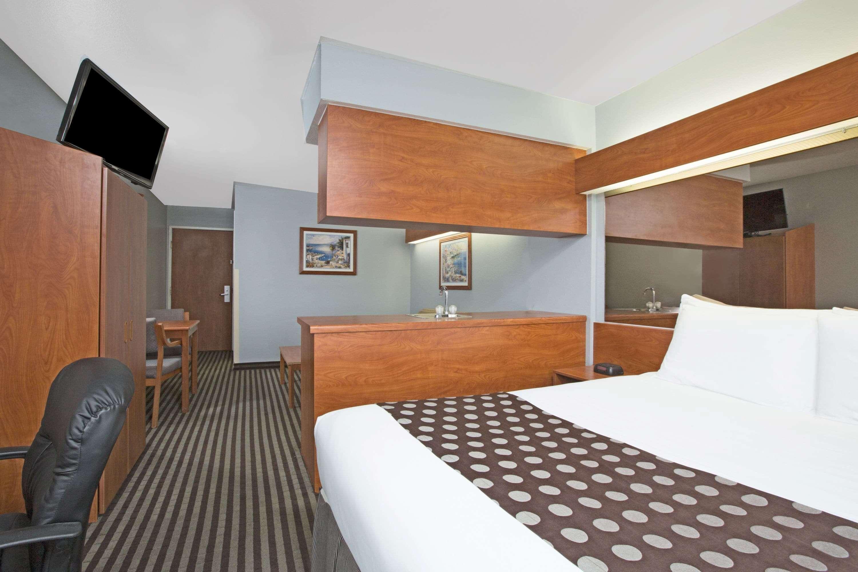 Microtel Inn & Suites By Wyndham Garland/Dallas Dış mekan fotoğraf