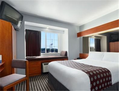Microtel Inn & Suites By Wyndham Garland/Dallas Oda fotoğraf